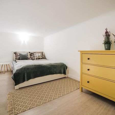 Comfy Apartment At New York Cafe With Aircon Budapest Exteriör bild