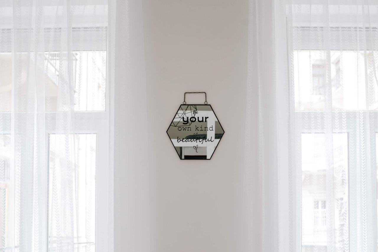 Comfy Apartment At New York Cafe With Aircon Budapest Exteriör bild